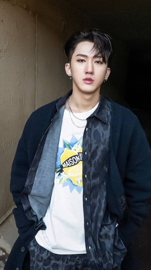 Changbin With Black Hair Wallpaper