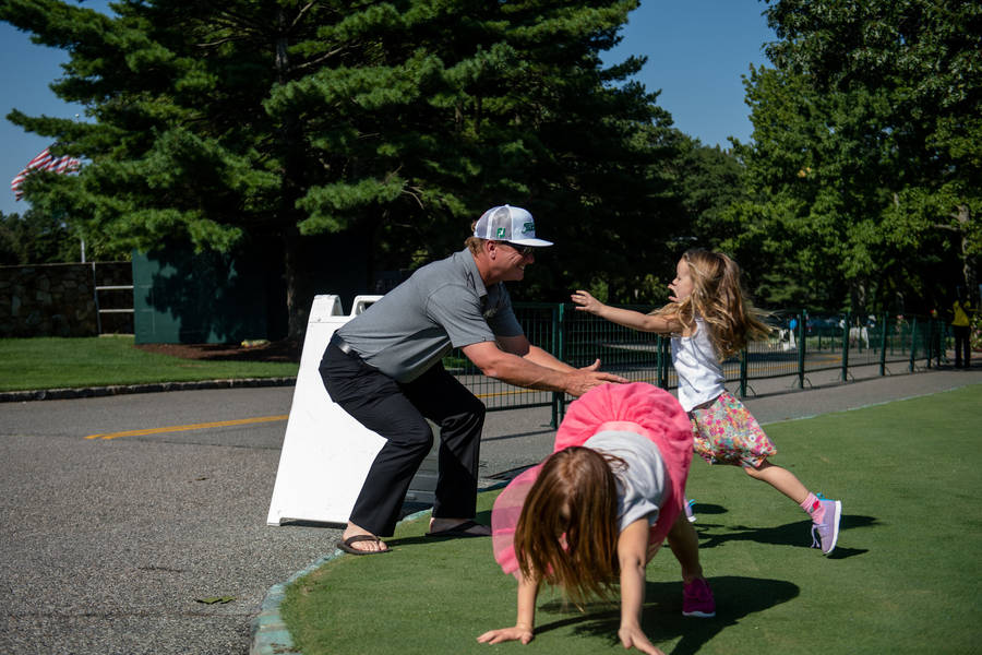 Charley Hoffman To Hug His Daughter Wallpaper