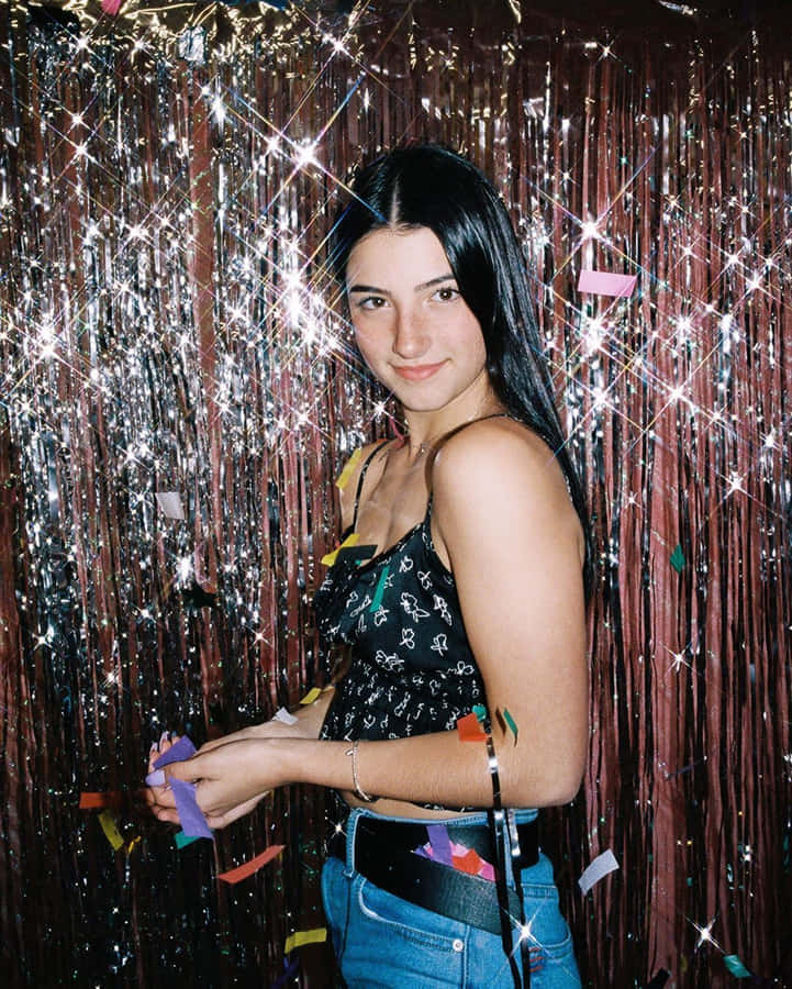 Charli And Addison In Hype House Party Wallpaper