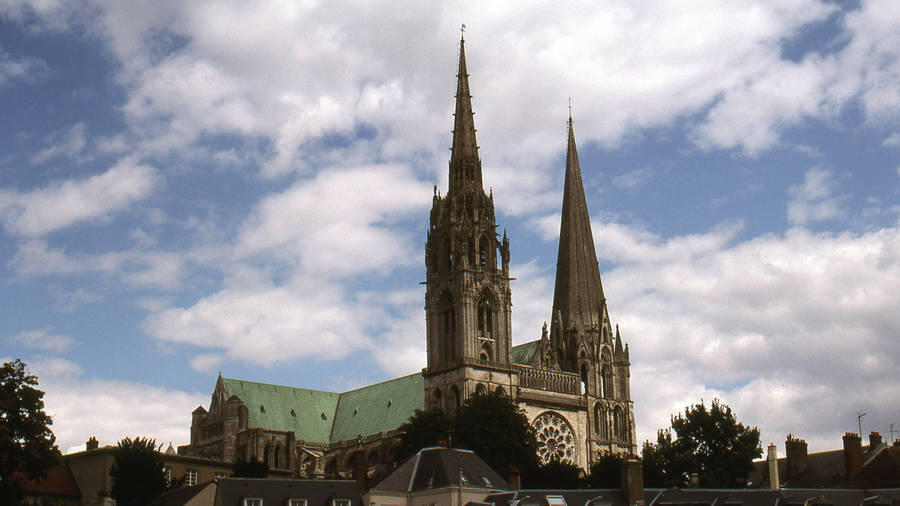 Chartres Cathedral On Sunny Day Wallpaper