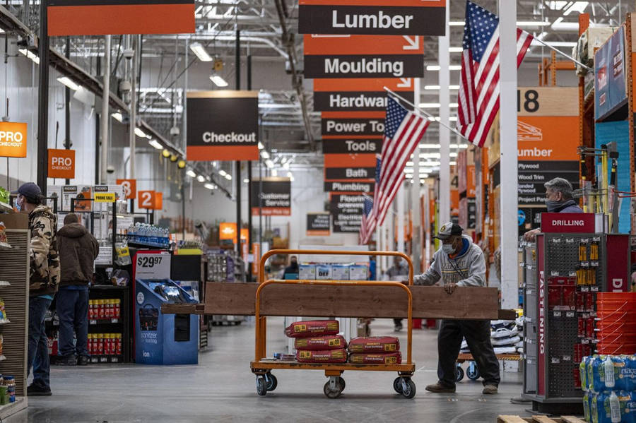 Check-out Scene At Home Depot Wallpaper