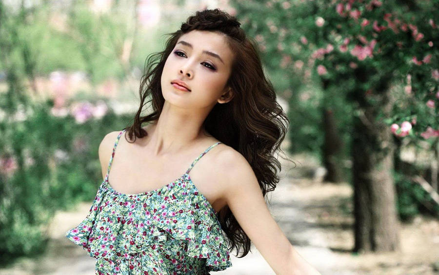 Chinese Girl Xingtong Yao Wallpaper