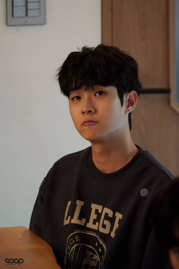 Choi Woo Shik Cute Smirk Wallpaper