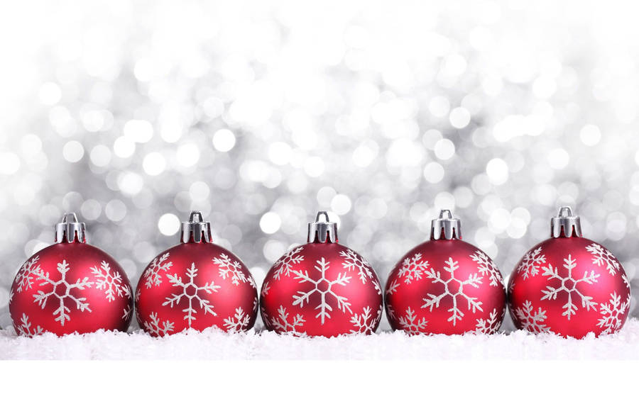 Christmas Balls Background Wallpaper