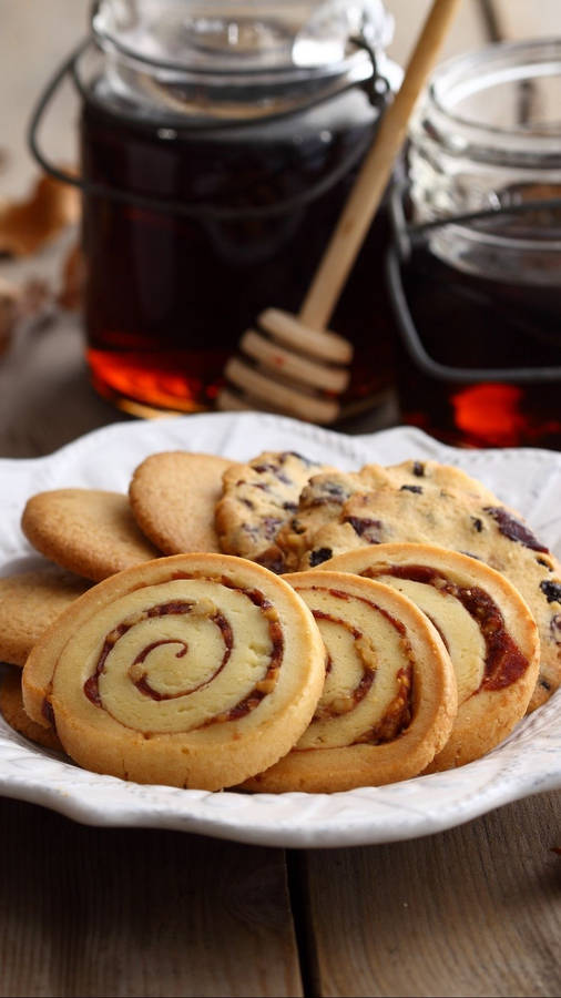 Cinnamon Roll Cookies With Honey Wallpaper