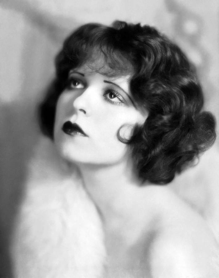 Clara Bow Portrait Wallpaper