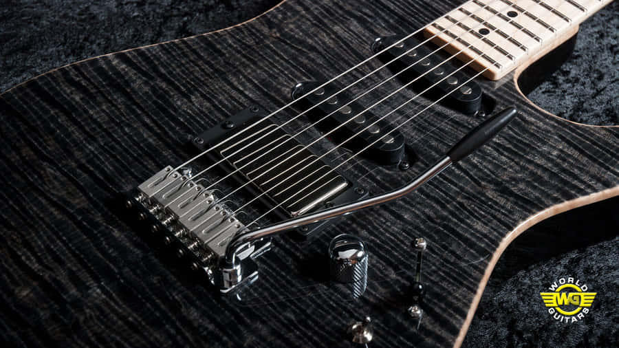 Classic Guitar Amp In Dynamic Tone Wallpaper