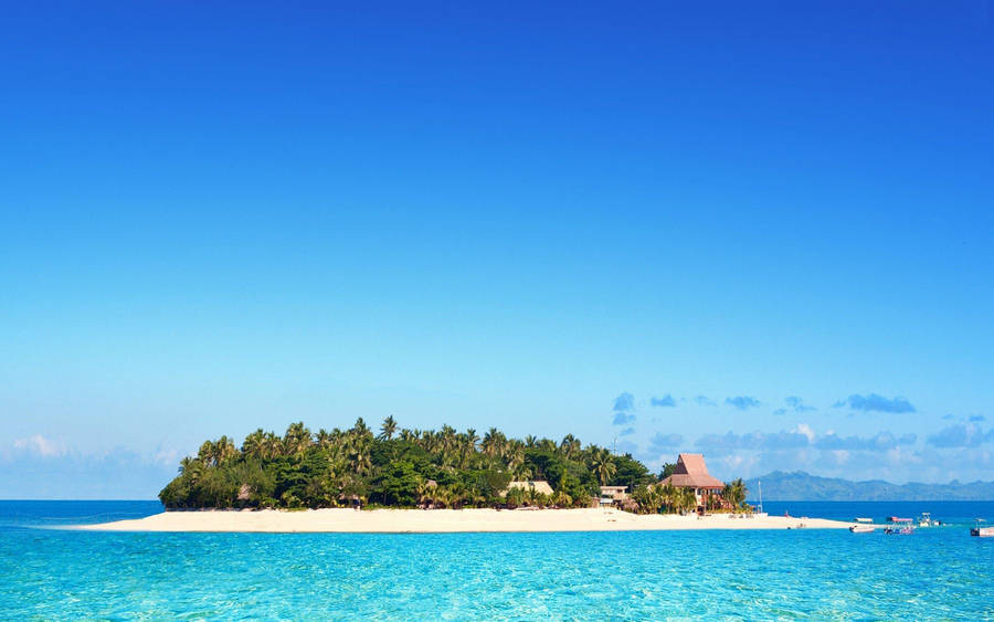 Clear Sky Over Fiji Island Wallpaper