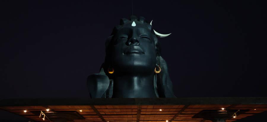 Close-up Adiyogi Shiva At Night Wallpaper