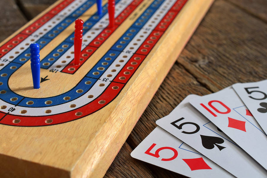 Close-up Cribbage Board Card Wallpaper