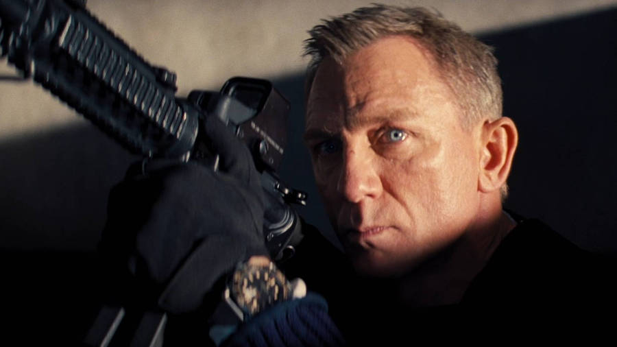 Close-up James Bond No Time To Die Wallpaper