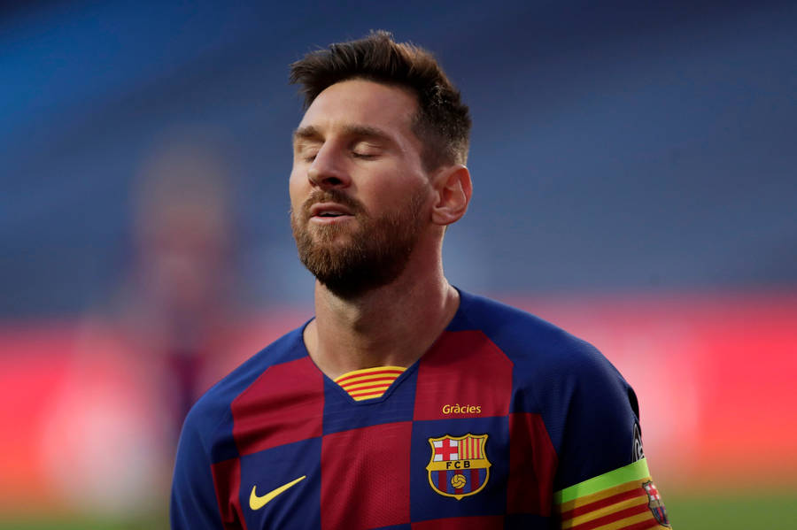 Closed Eyes Messi 4k Ultra Hd Wallpaper