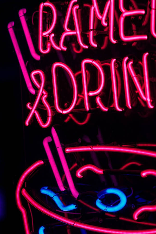 Closeup Neon Pink Sign About Ramen Wallpaper