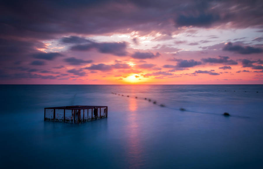 Cloud Background Ocean Platform Wallpaper