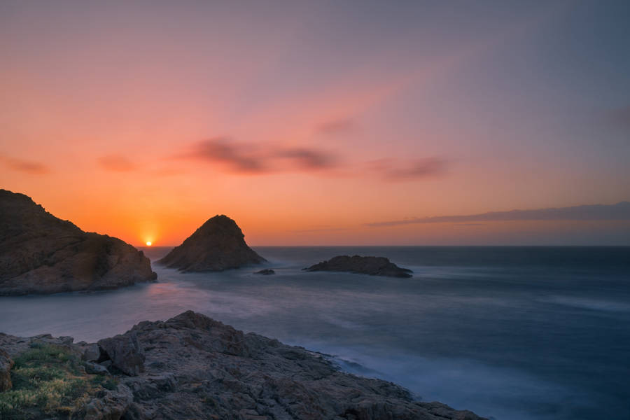 Cloud Background Rocky Beach Wallpaper