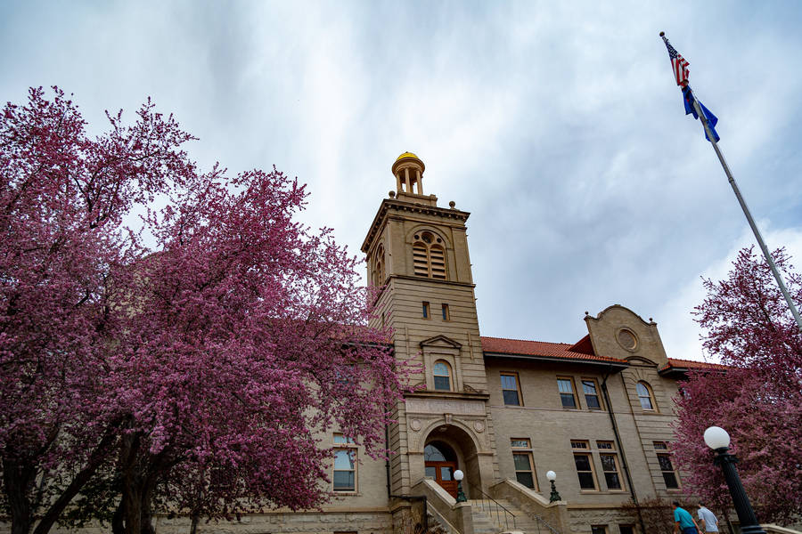 Colorado School Of Mines Guggenheim Hall Facade Wallpaper