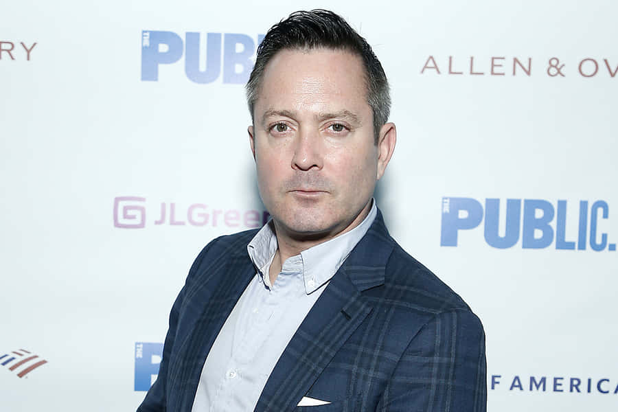 Comedian And Actor Thomas Lennon Wallpaper