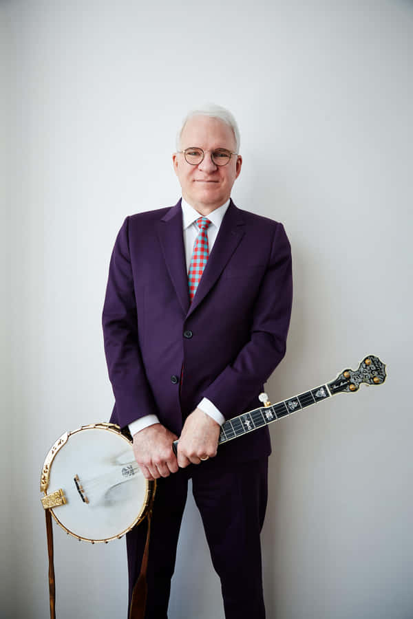 Comedy Icon Steve Martin In Charismatic Pose Wallpaper