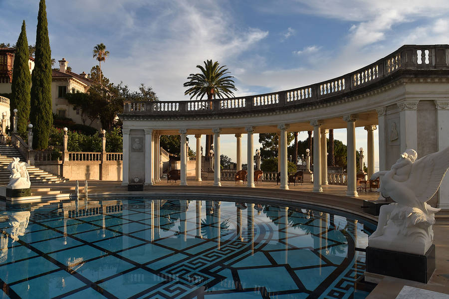 Concrete Framework In Hearst Castle's Neptune Pool Wallpaper