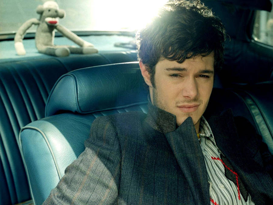 Cool Actor Adam Brody Wallpaper