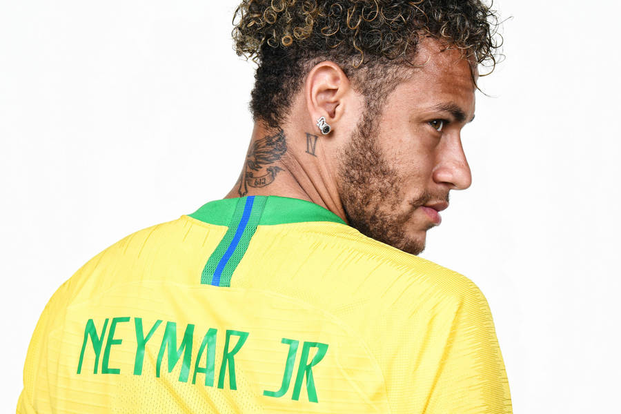 Cool Neymar Jr Rear-side View Wallpaper