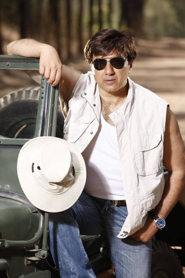 Cool Sunny Deol Wallpaper