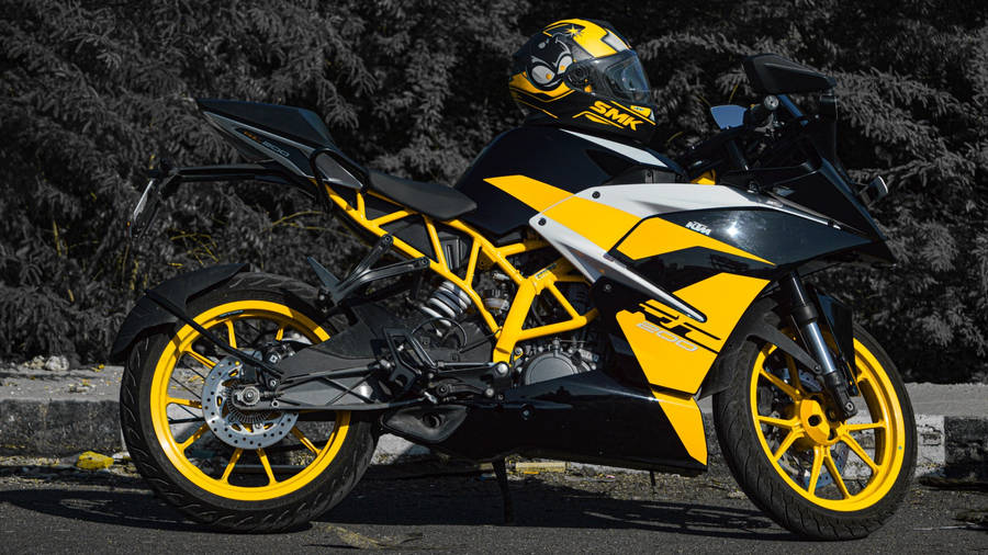 Cool Yellow Ktm Rc 200 Wallpaper