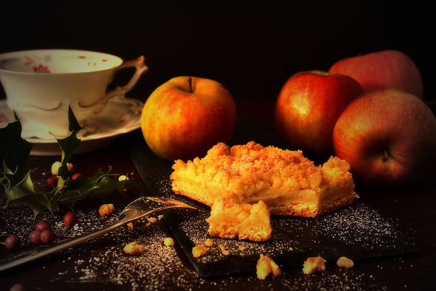 Cozy Autumn Apple Streusel Cake Wallpaper