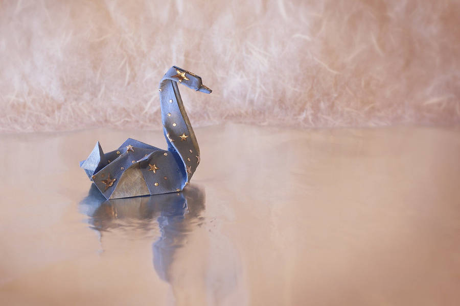 Creative Blue Swan Origami Wallpaper