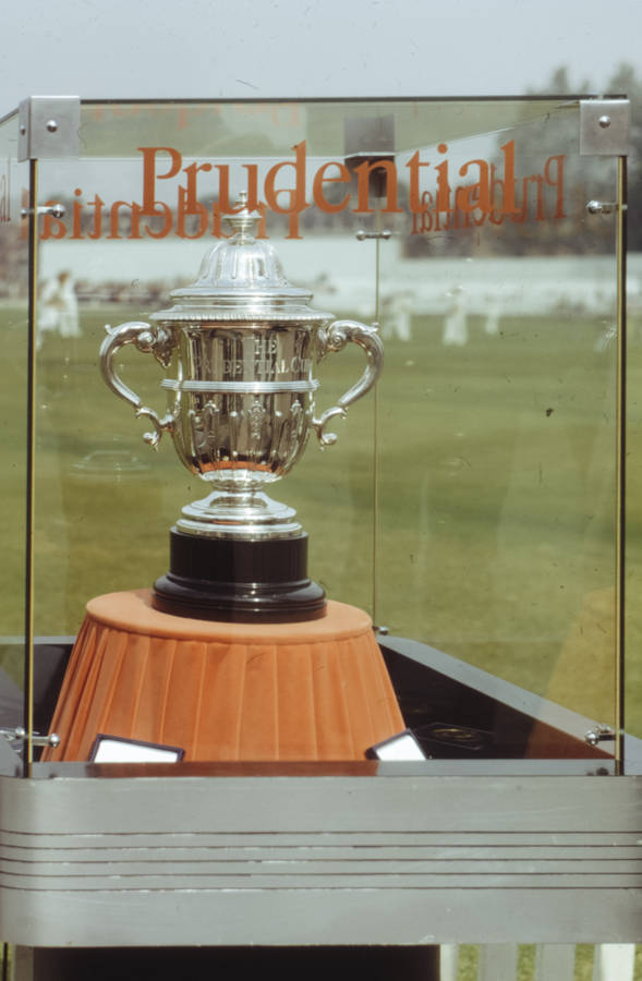 Cricket Prestigious Silver Trophy Wallpaper