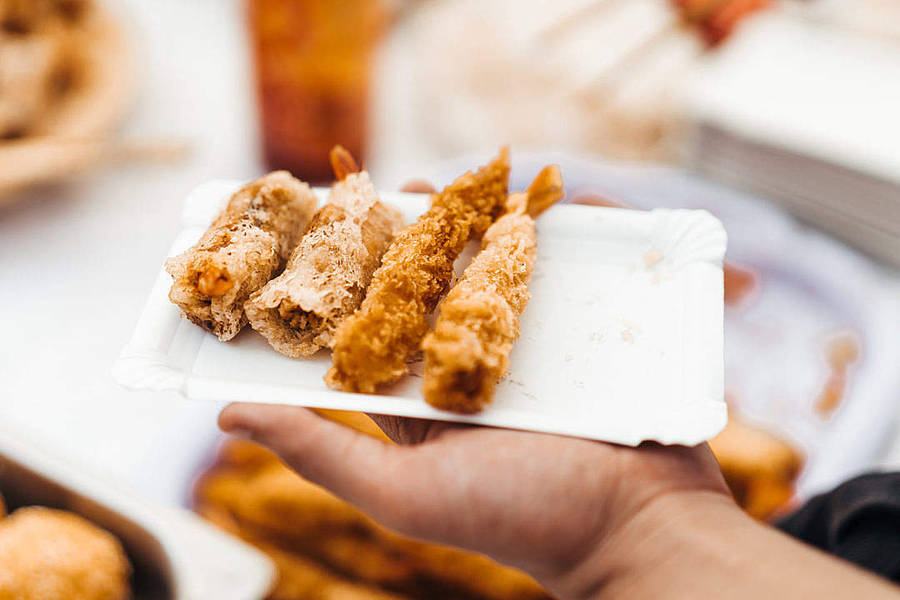 Crispy Fried Prawns Tempura Dish Wallpaper