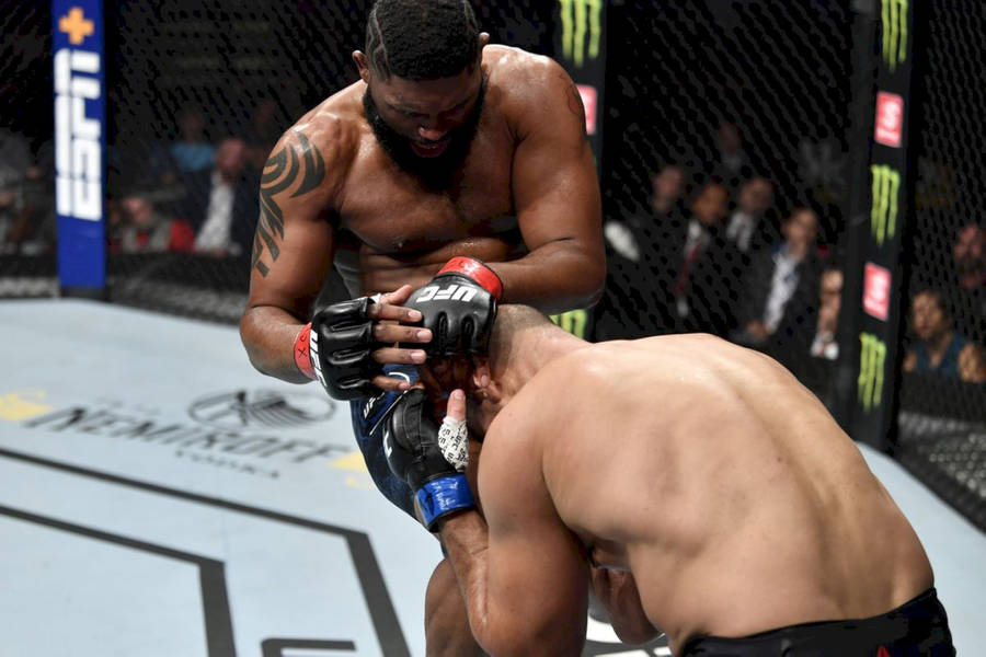 Curtis Blaydes Knee Face Wallpaper