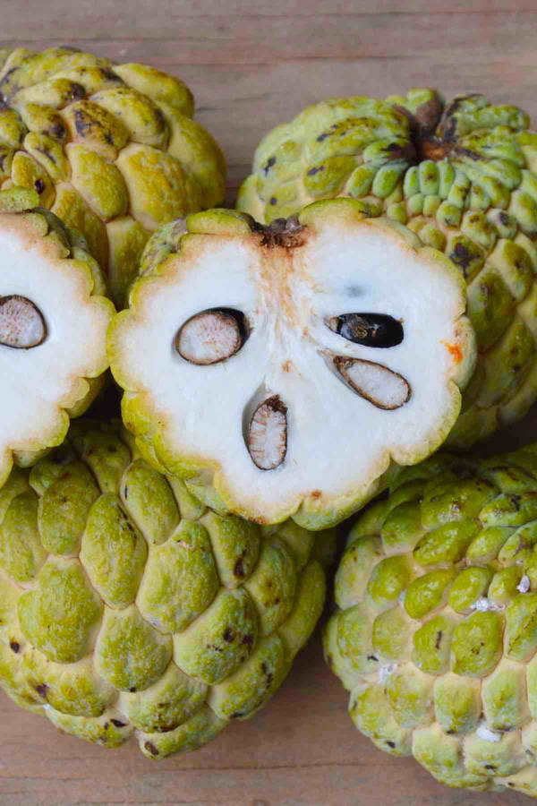 Custard Apple Black Seeds Wallpaper