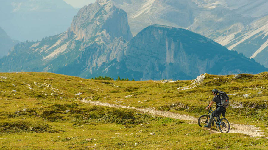 Cyclist Mountain Biking Mountain Trail Wallpaper