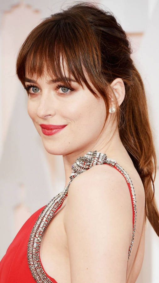 Dakota Johnson Stare Wallpaper