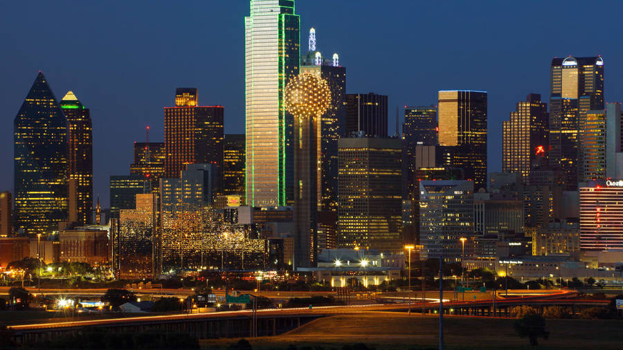 Dallas Skyline America Plaza Wallpaper