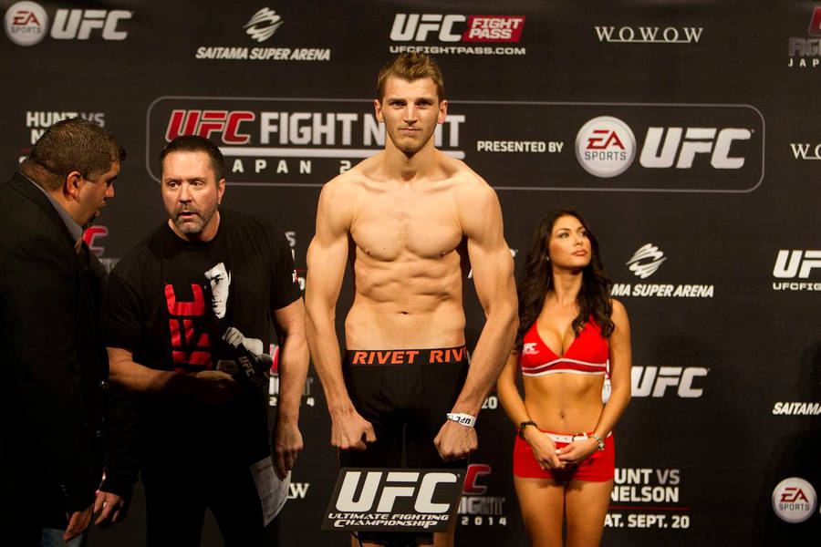 Dan Hooker Ufc Weigh-in Wallpaper