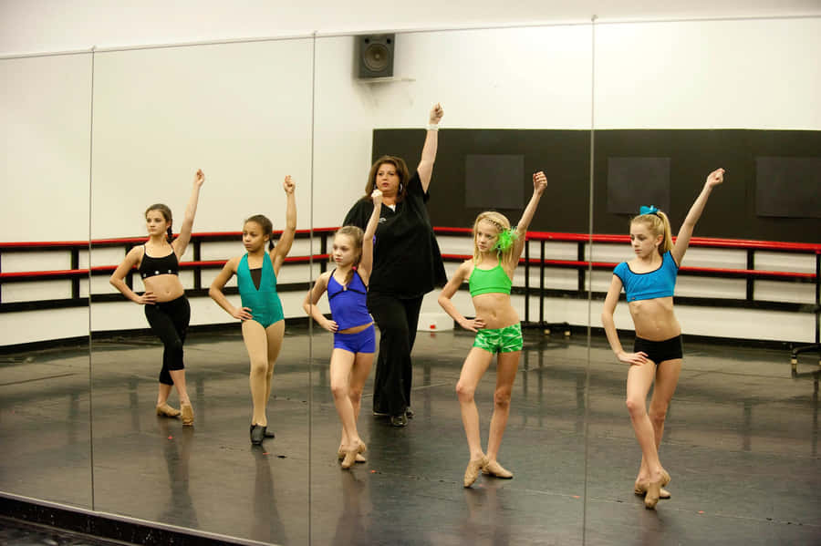 Dance_ Moms_ Rehearsal_ Session Wallpaper