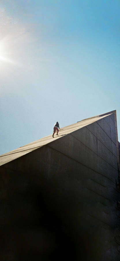 Daniel Caesar Freudian Wallpaper