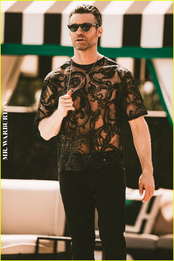 Daniel Gillies As Mr. Warburton In Full Elegance Wallpaper