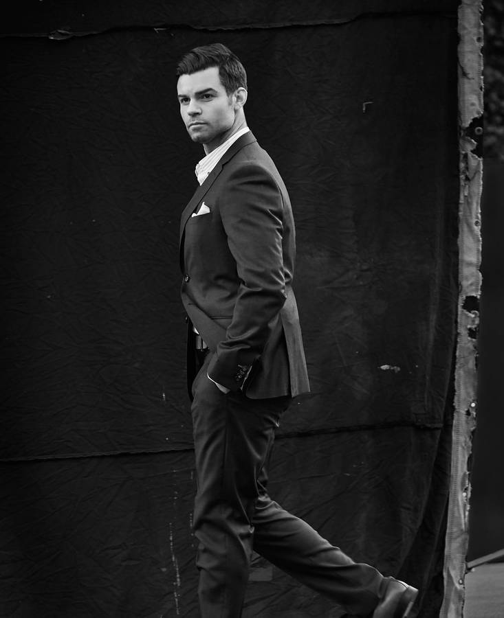 Daniel Gillies Black Suit Wallpaper