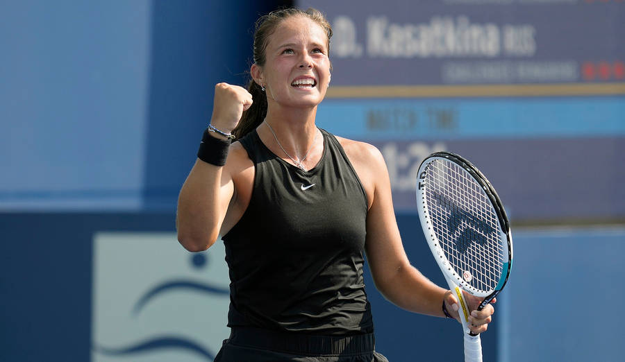 Daria Kasatkina Fist Pumps All-black Wallpaper