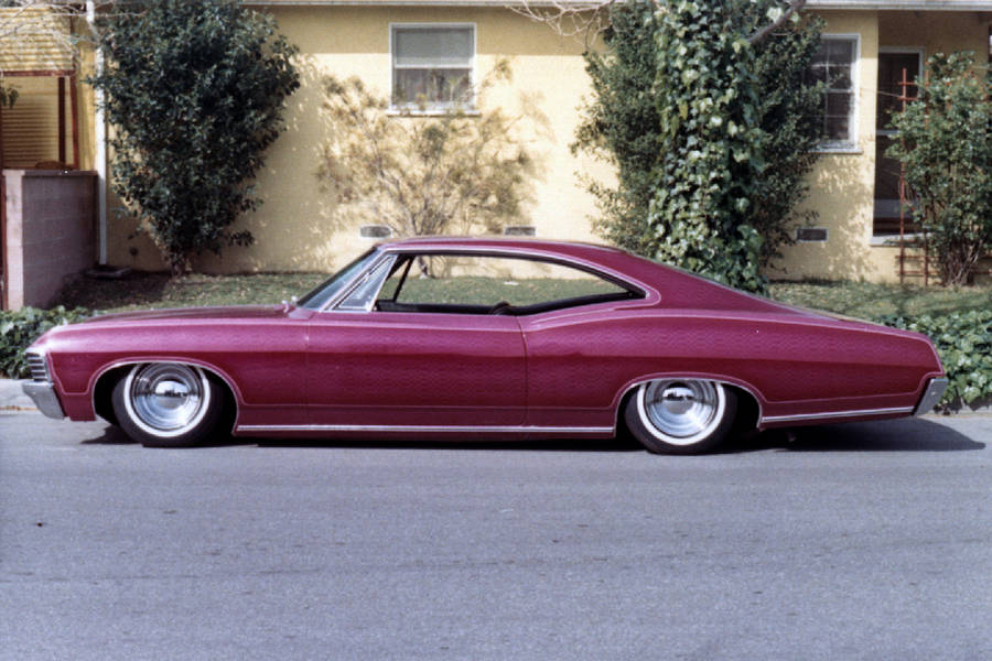 Dark Pink Chevrolet Impala 1967 Wallpaper