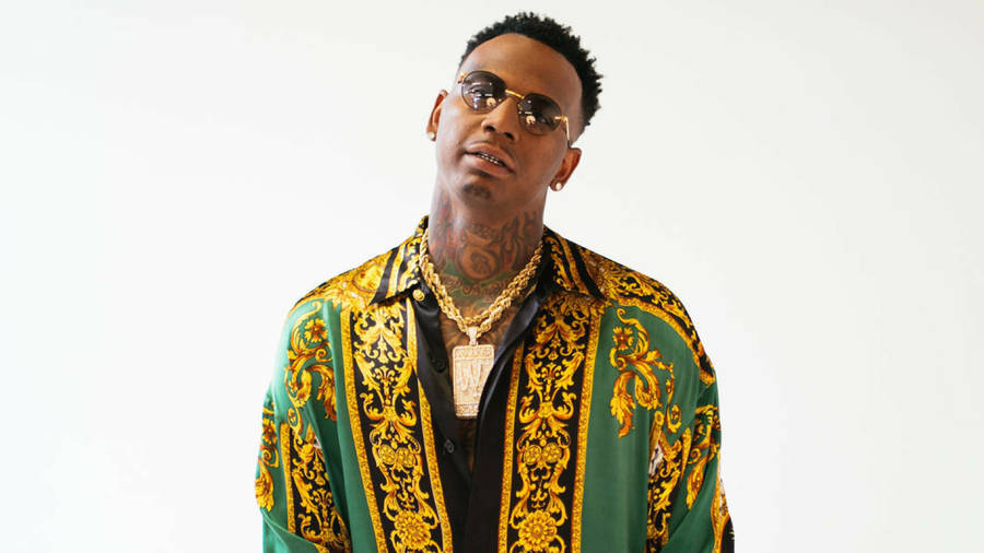 Dashing Moneybagg Yo Wallpaper