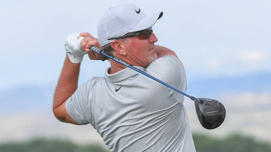 David Duval In Gray Nike Shirt Wallpaper