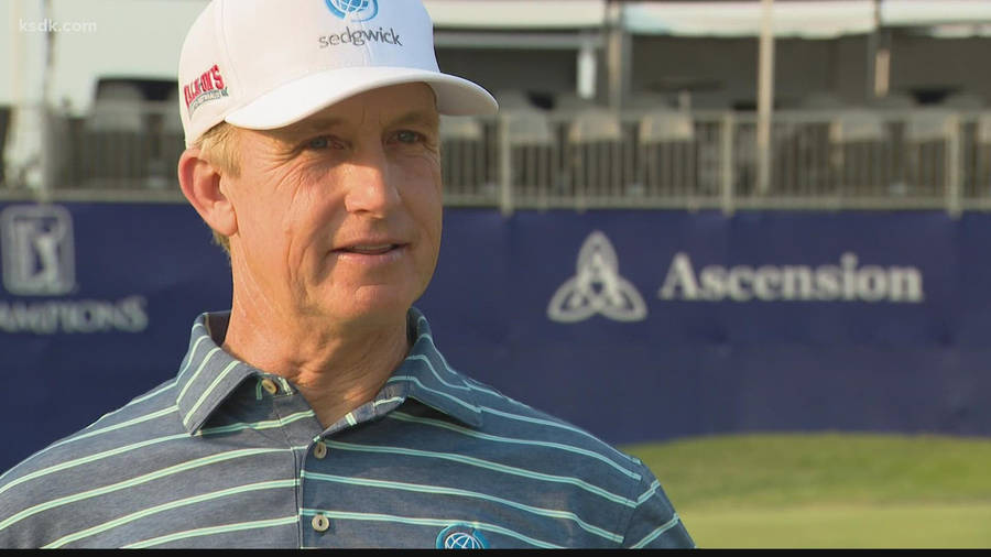 David Toms Being Interviewed Wallpaper