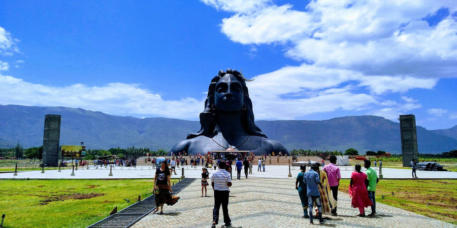 Daytime Crowd Of The Adiyogi Shiva Wallpaper