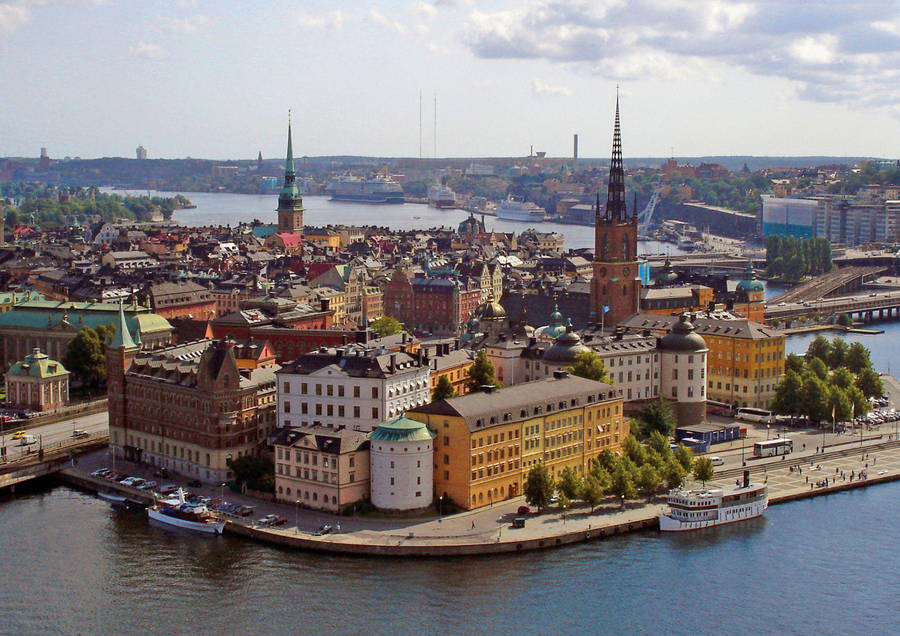 Daytime In Center Of Stockholm Wallpaper