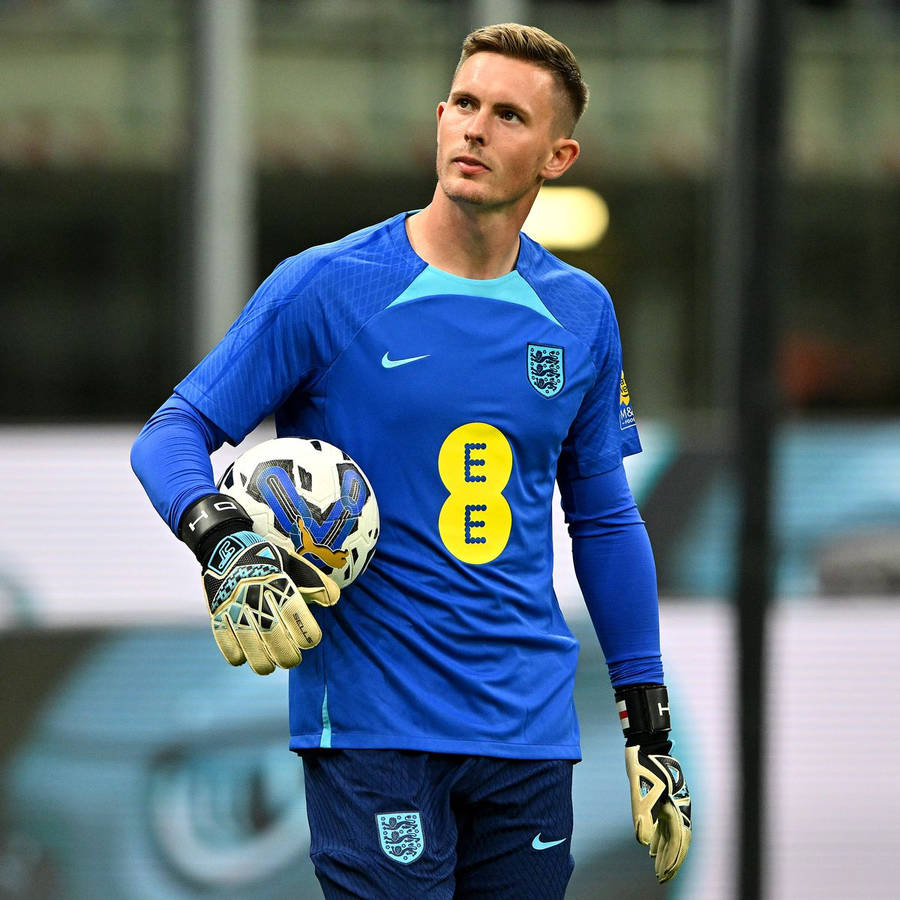 Dean Henderson Looking Up Wallpaper