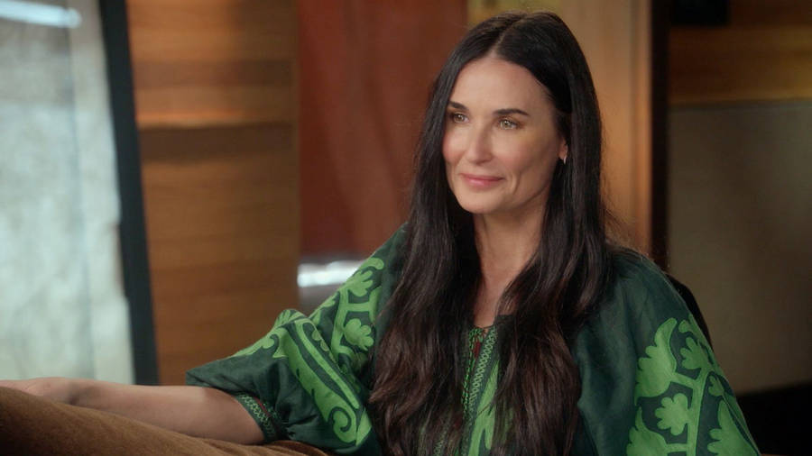 Demi Moore In Diane Sawyer Interview Wallpaper